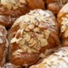 CROISSANT MIXTO // MANHATTAN
