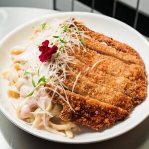 FETUCCINI AL ALFREDO CON MILANESA / MANHATTAN